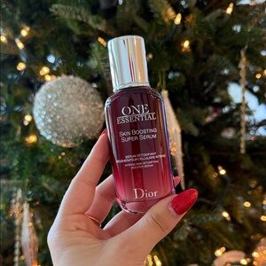 Dior One Essential Skin Boosting Serum - Deep Red